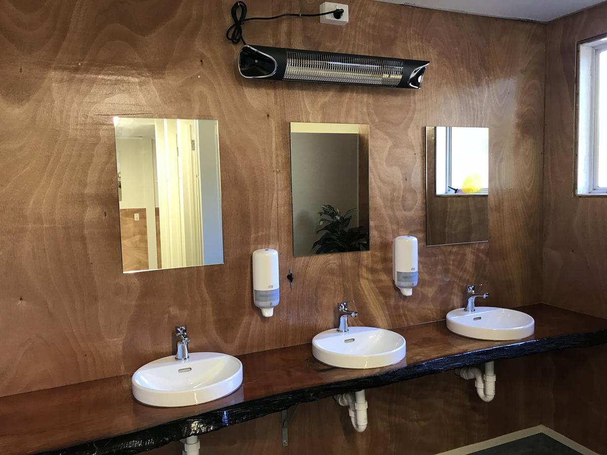 Tongariro Holiday Park Нешънъл Парк Екстериор снимка